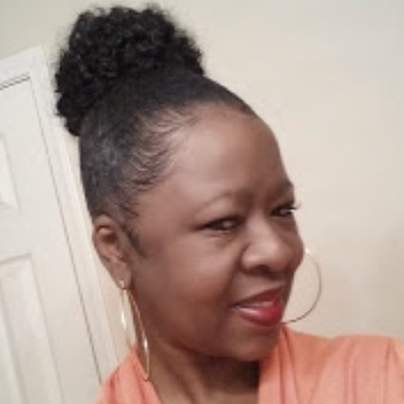 Meet your Posher - Picture 1 of 2